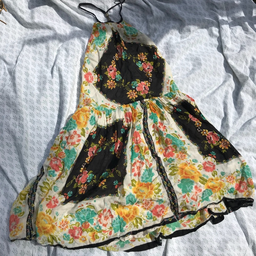 Beautiful Floral Urban Outfitters Ecote Dress